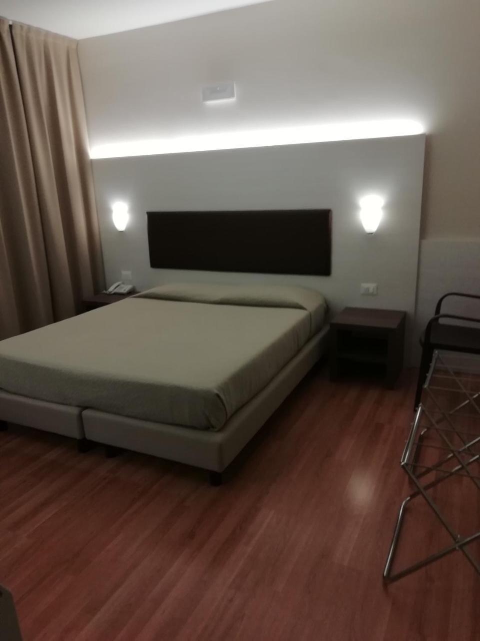 Hotel Buca Di Bacco Вольта-Мантована Экстерьер фото